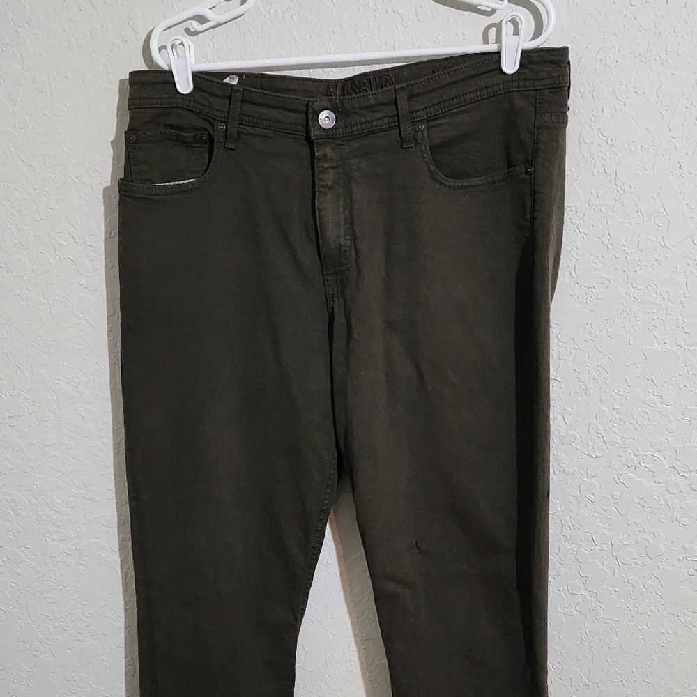 Alesbury Slim Fit Pants